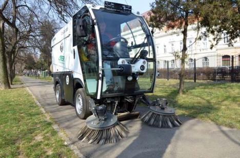 Curăţenie chibzuită: Bugetul micşorat la salubritate nu va afecta curăţenia oraşului